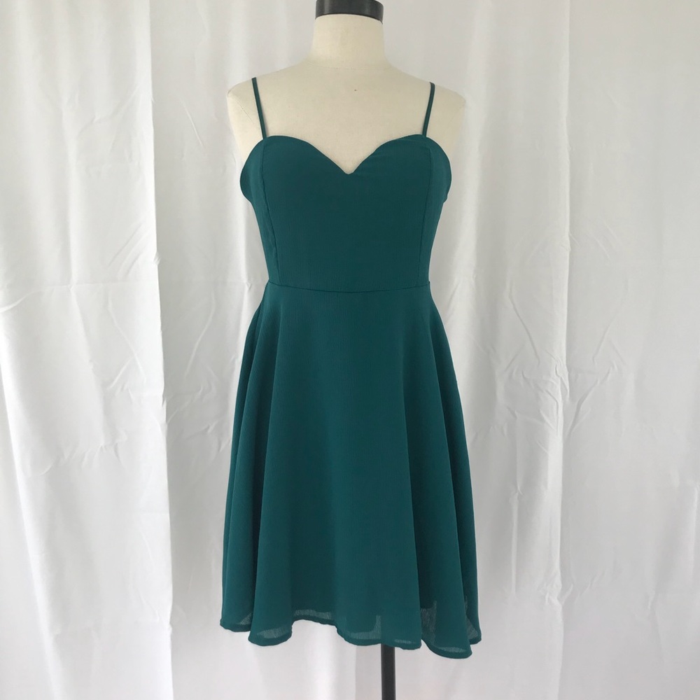 Windsor Blue-Green Open Back Bow Dress NWT